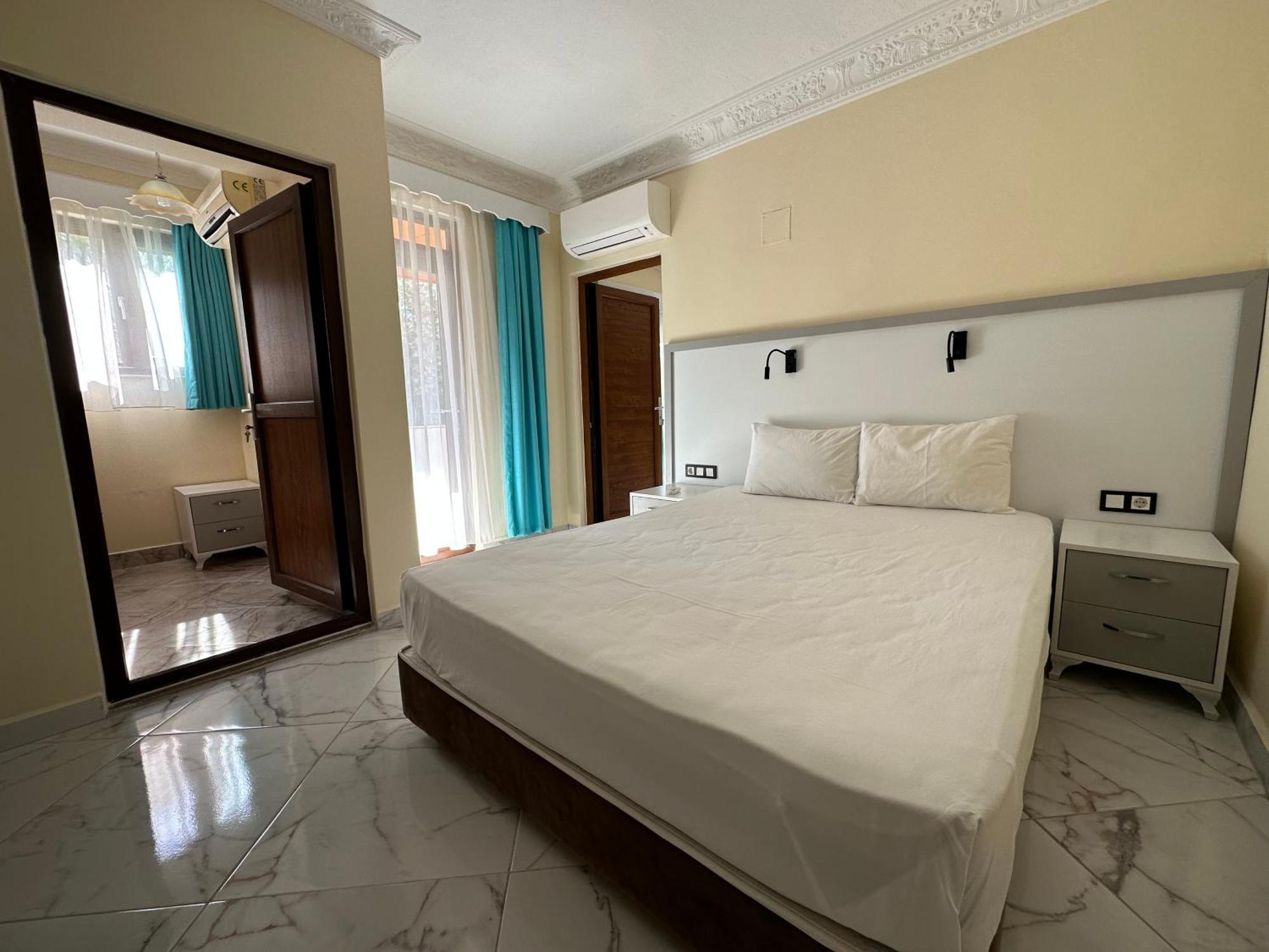 Palm Konak Hotel Çıralı Extérieur photo
