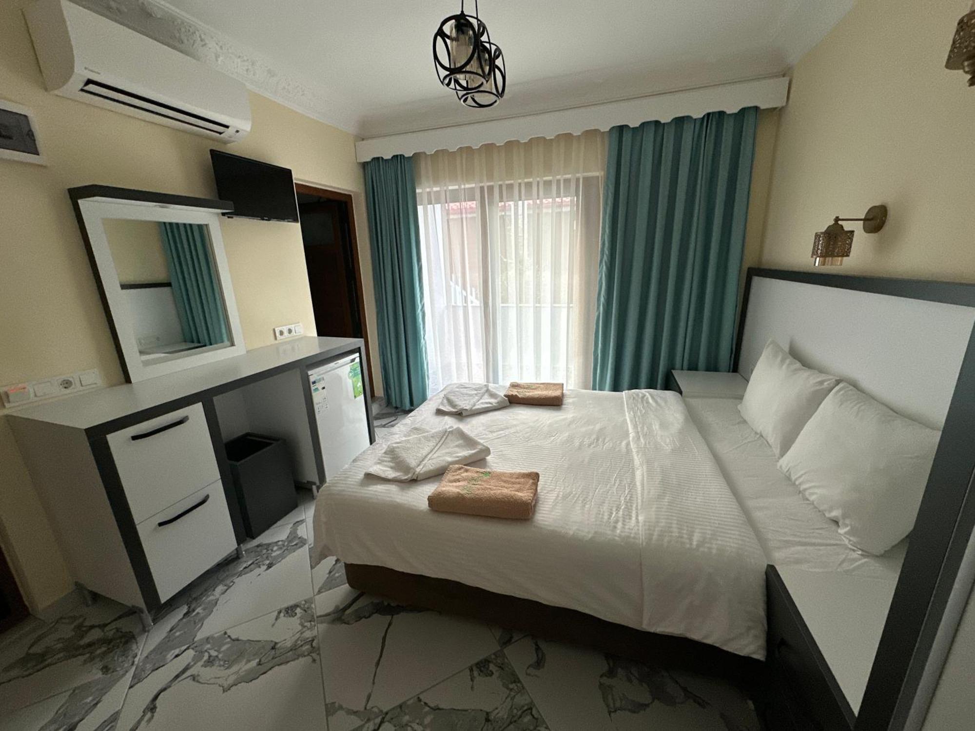 Palm Konak Hotel Çıralı Extérieur photo
